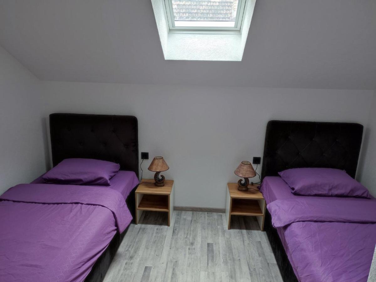 Bella Apartman Brčko Exteriör bild